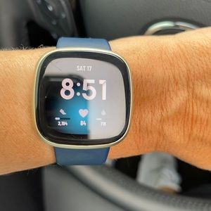 Fitbit versa 2